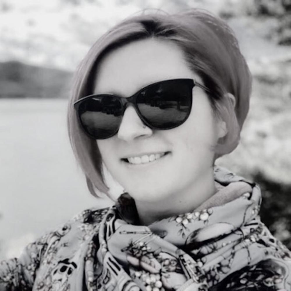 Meet your Posher, Ashley